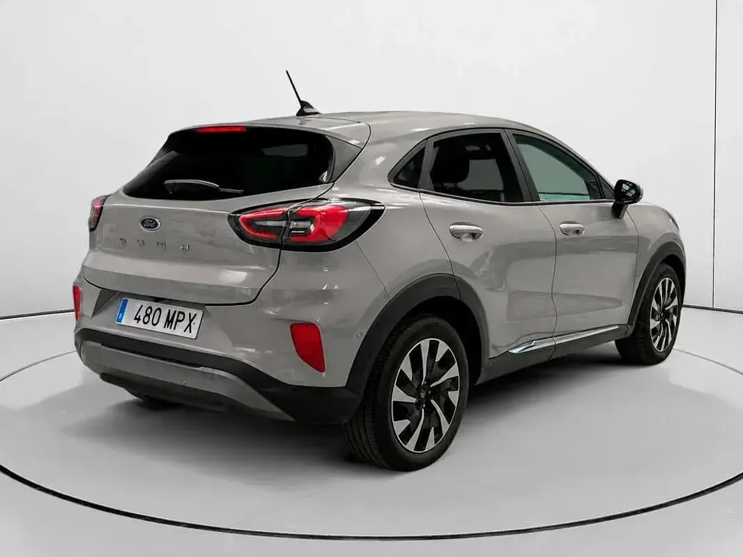 Usado Ford Puma Titanium 125 CV (91 kW) 2024 Gris SUV