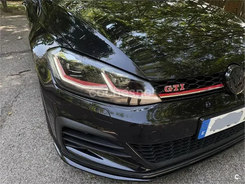 Usado VW Golf VII GTI 290 CV (213 kW) 2020 Negro Berlina
