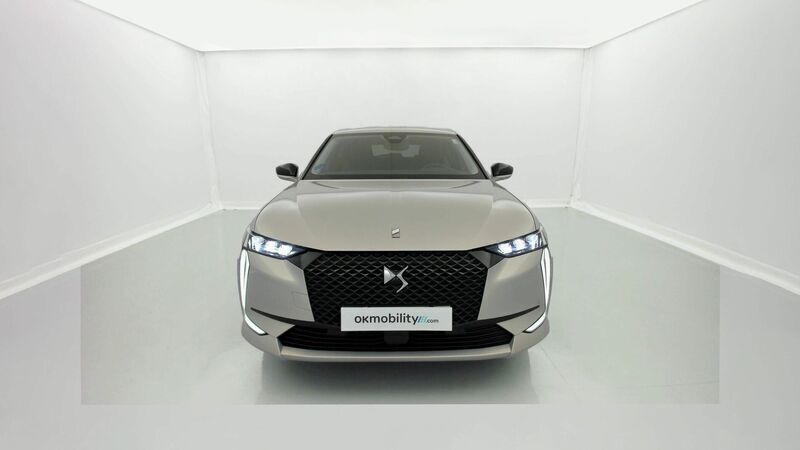 Usado DS Automobiles DS4 Performance Line Plus 225 CV (165 kW) 2022 Perla de cristal SUV