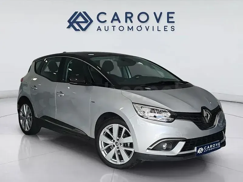 Usado Renault Scénic LIMITED 120 CV (88 kW) 2020 Gris / plata Monovolumen