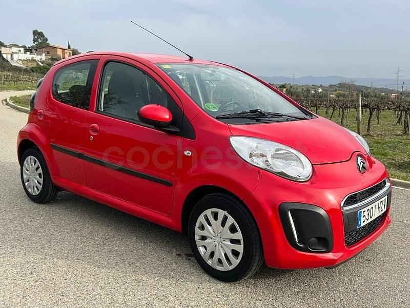 Usado Citroën C1 Seduction 68 CV (50 kW) 2014 Rojo Utilitario