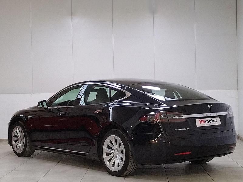 Usado Tesla Model S 386 kW (525 CV) 2018 Negro Utilitario