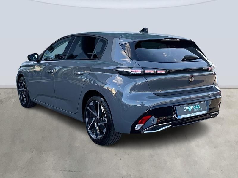 Usado Peugeot 308 Allure 131 CV (96 kW) 2024 Gris Utilitario
