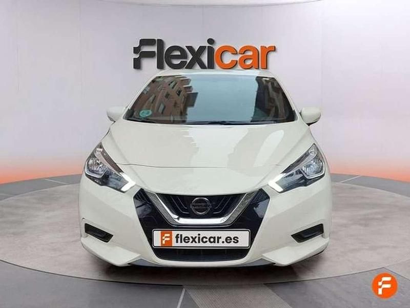 Usado Nissan Micra Acenta 117 CV (86 kW) 2019 Beige Utilitario