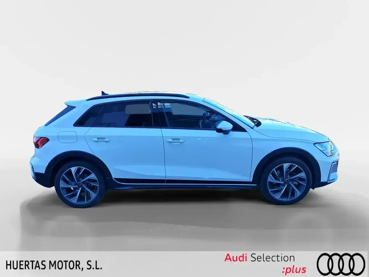 Usado Audi A3 Advanced Plus 204 CV (150 kW) 2026 Blanco Berlina
