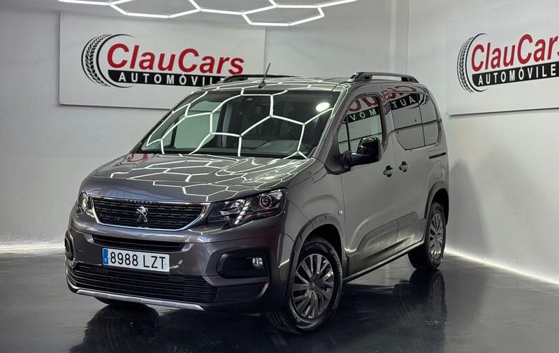 Usado Peugeot Rifter Allure 130 CV (95 kW) 2022 Gris Monovolumen