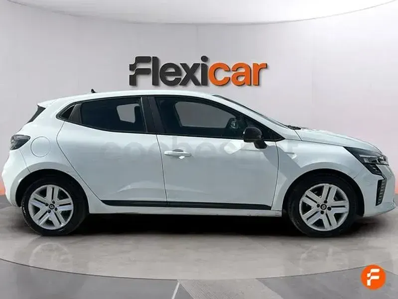Usado Renault Clio V Evolution 100 CV (73 kW) 2024 Blanco Berlina