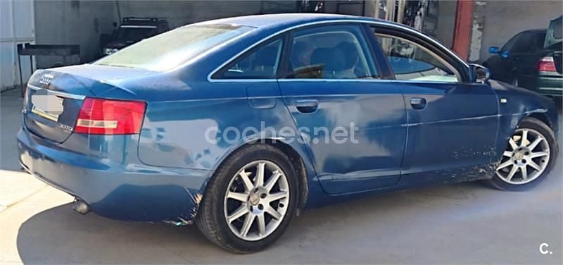 Używany Audi A6 S-Line 225 KM (165 kW) 2004 Niebieski Sedan/Limuzyna