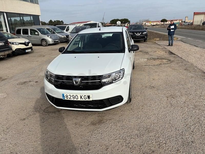 Usado Dacia Sandero Ambiance 73 CV (53 kW) 2018 Blanco Berlina