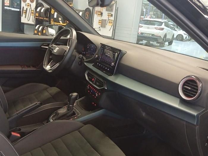 Usado Seat Arona Xperience 115 CV (84 kW) 2025 Gris SUV