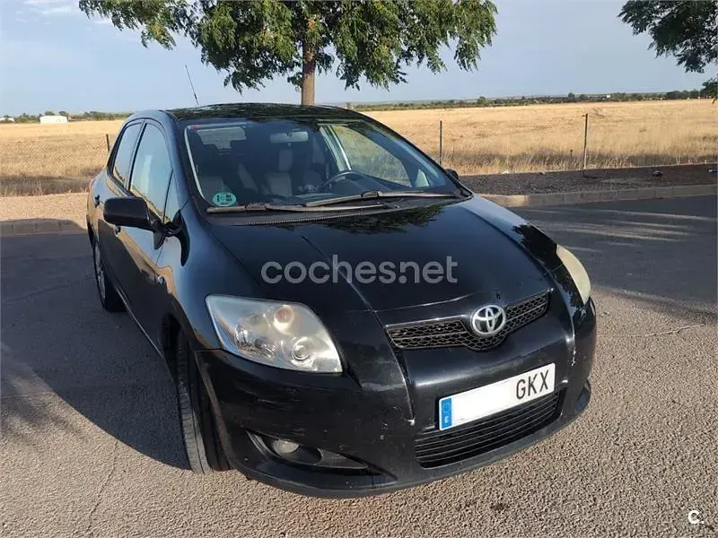 Usado Toyota Auris Active 101 CV (74 kW) 2009 Negro Utilitario