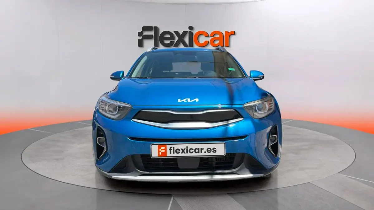 Usado Kia Stonic 101 CV (74 kW) 2022 Azul SUV