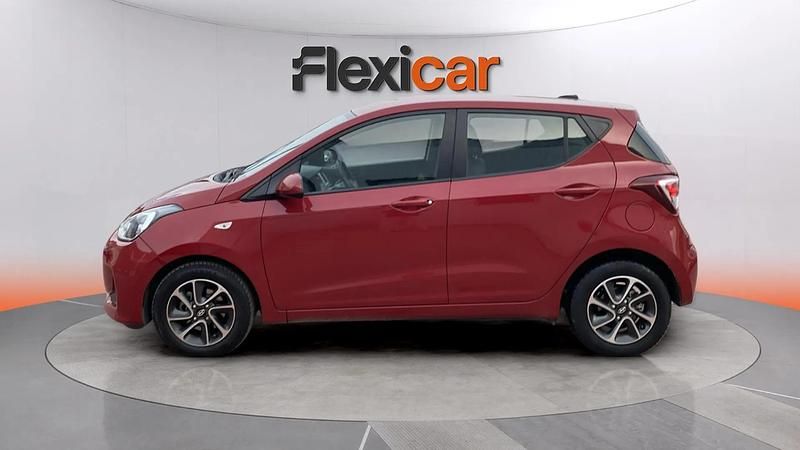 Usado Hyundai i10 87 CV (63 kW) 2017 Rojo Utilitario