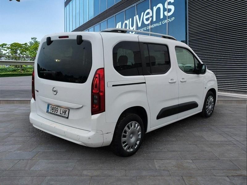 Usado Opel Combo Selective 102 CV (75 kW) 2020 Blanco Monovolumen
