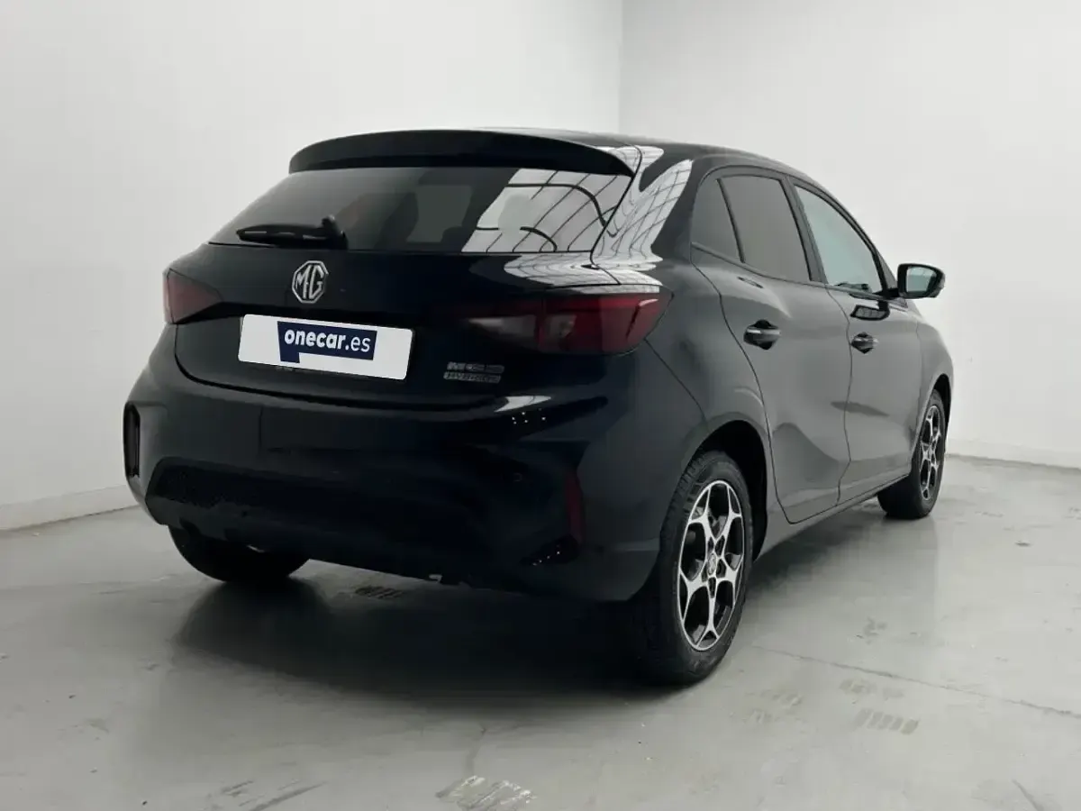 Nuevo MG MG3 Luxury 195 CV (143 kW) 2026 Negro Utilitario