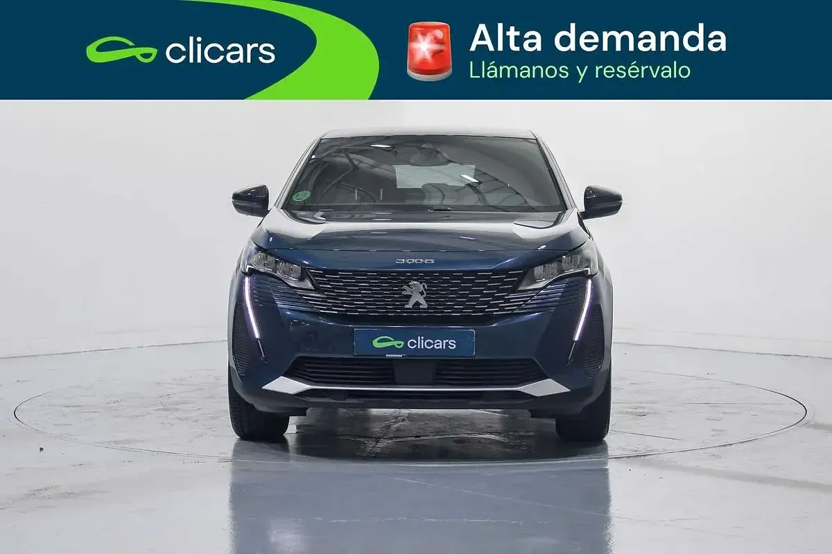 Usado Peugeot 3008 Allure 131 CV (96 kW) 2023 Azul SUV