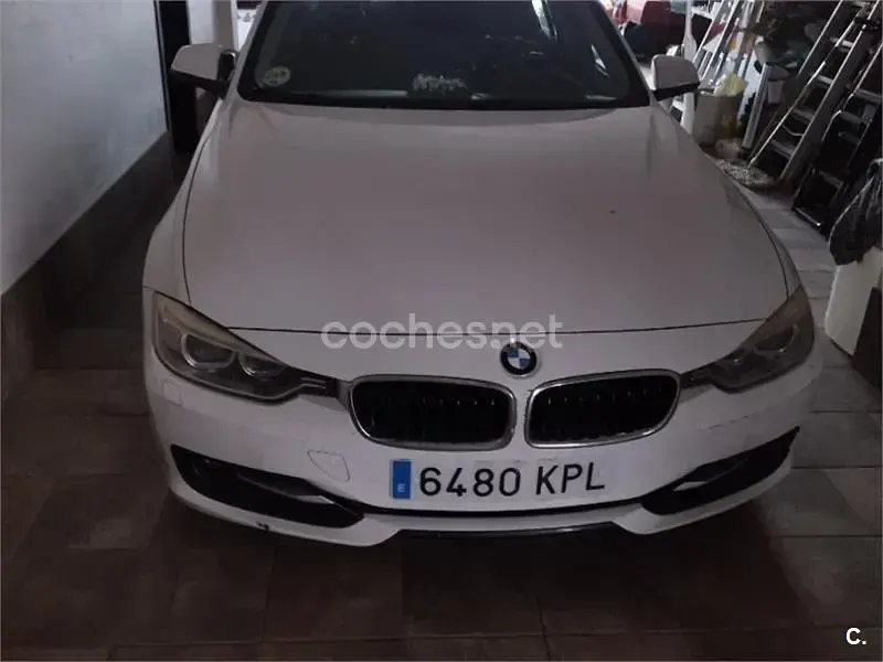 Usado BMW 320 Sport Line 184 CV (135 kW) 2013 Blanco Berlina