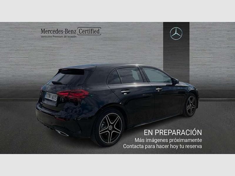 Usado Mercedes A180 136 CV (100 kW) 2025 Negro Berlina