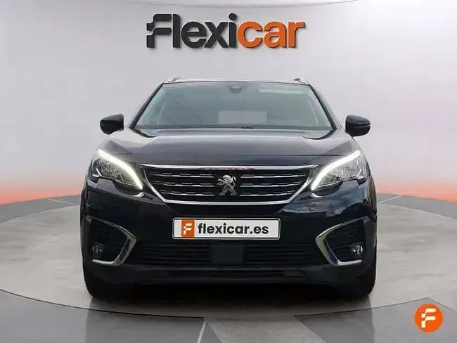 Usado Peugeot 5008 Active 130 CV (95 kW) 2019 Negro SUV