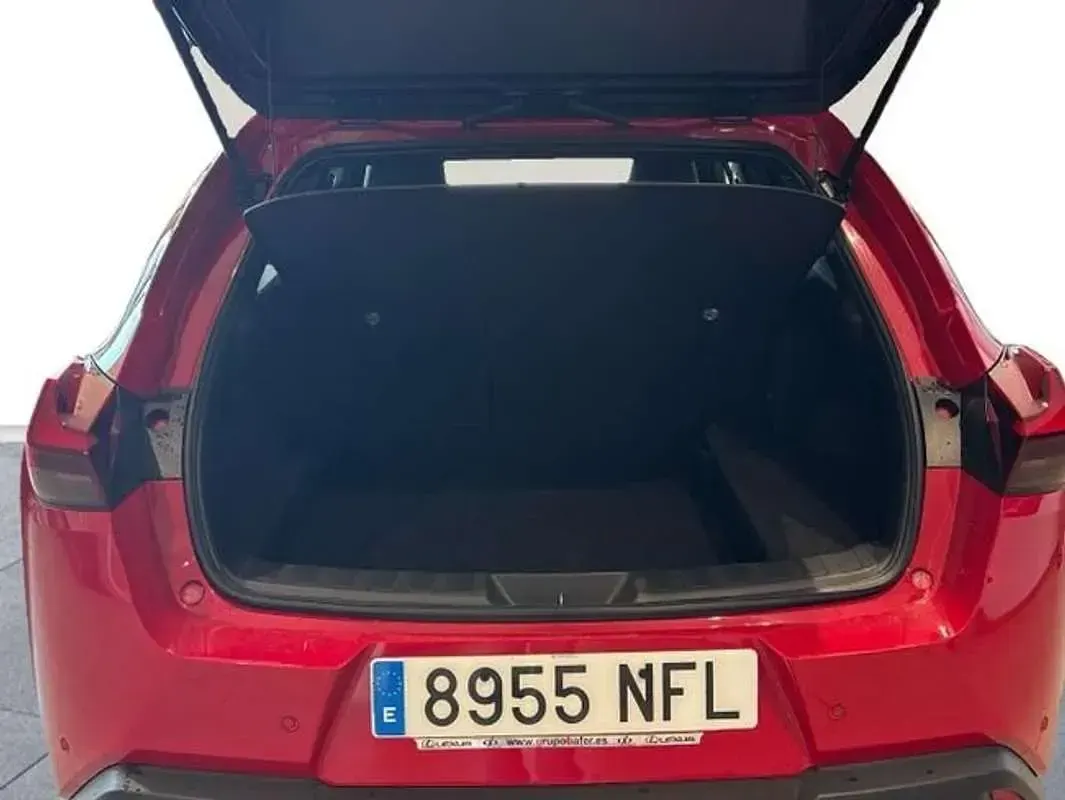 Usado Lexus UX 300h 199 CV (146 kW) 2025 Rojo SUV