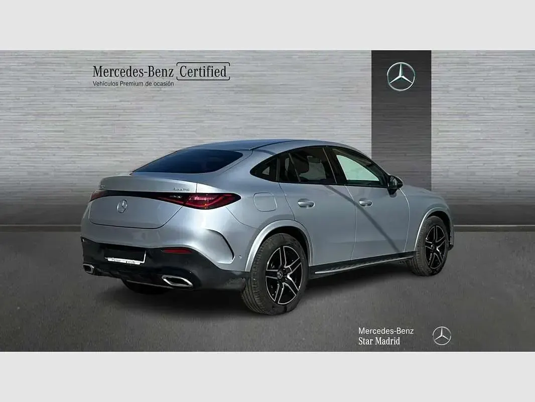Usado Mercedes GLC250 211 CV (155 kW) 2025 Plateado SUV