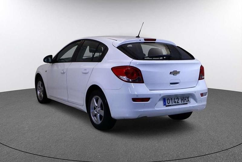 Usado Chevrolet Cruze LT 124 CV (91 kW) 2012 Blanco Utilitario