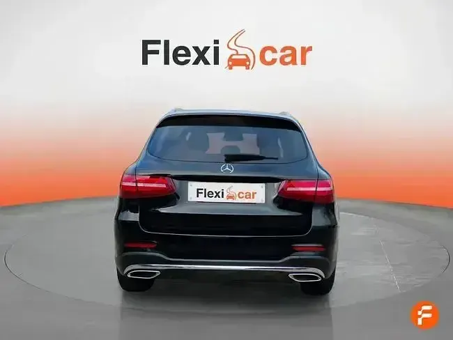 Usado Mercedes GLC220 170 CV (125 kW) 2019 Negro SUV