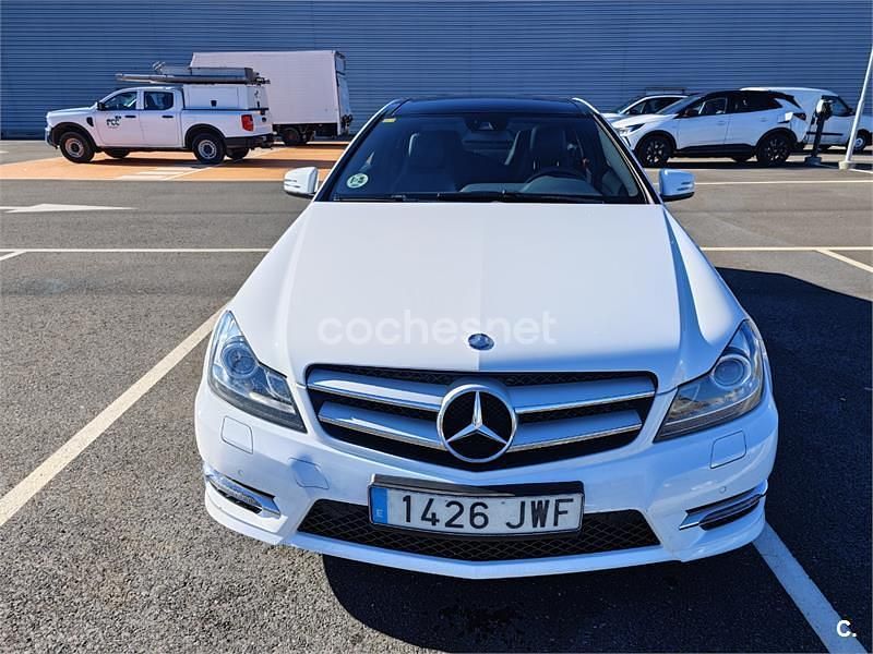 Usado Mercedes C220 170 CV (125 kW) 2015 Blanco Coupe