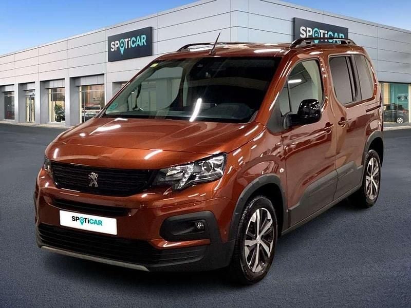 Usado Peugeot Rifter GT-line 131 CV (96 kW) 2020 Marrón Monovolumen