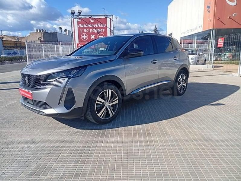 Usado Peugeot 3008 Allure 225 CV (165 kW) 2023 Gris / plata SUV