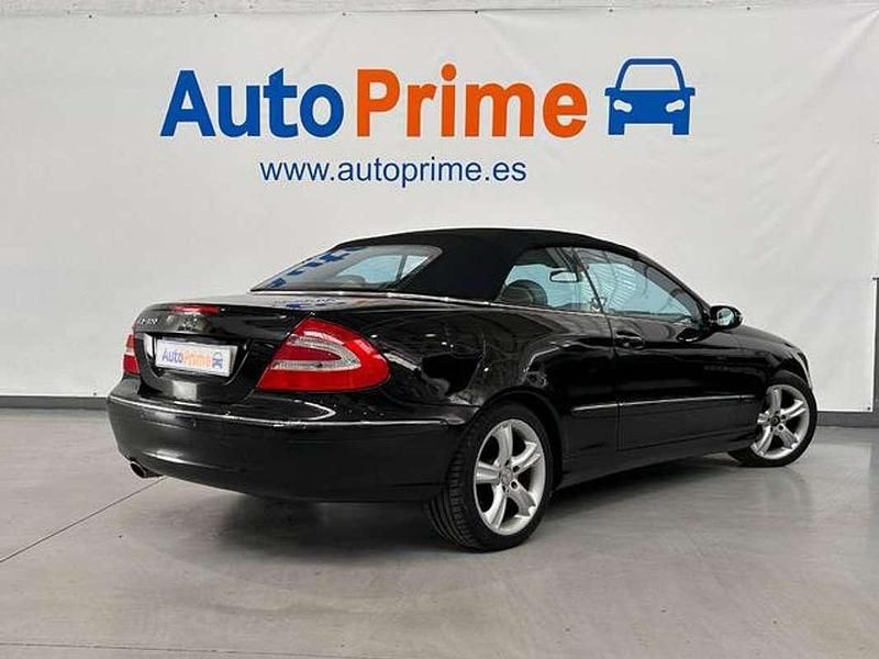 Usado Mercedes CLK200 218 CV (160 kW) 2005 Negro Descapotable