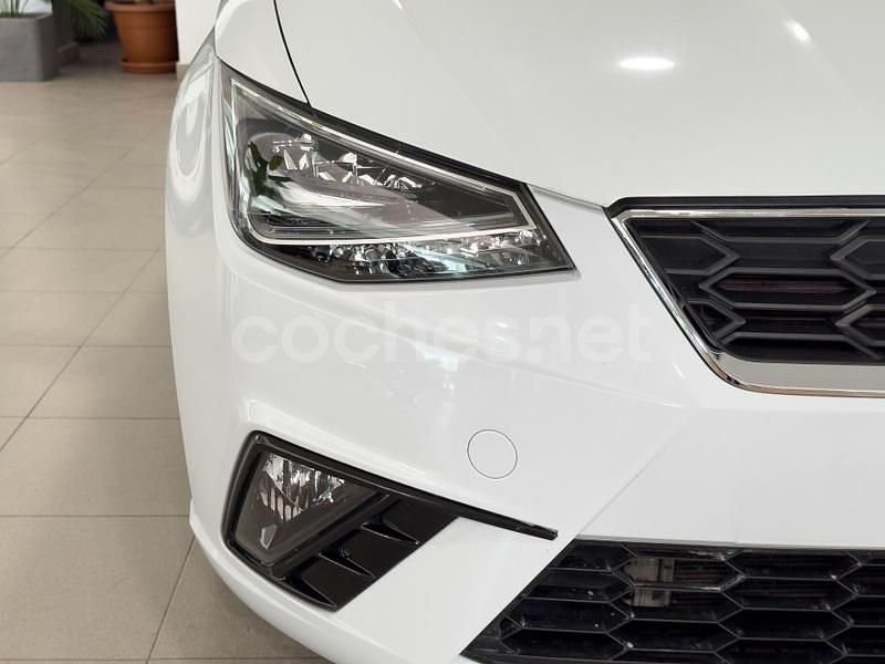 Usado Seat Ibiza FR 95 CV (69 kW) 2018 Blanco Berlina