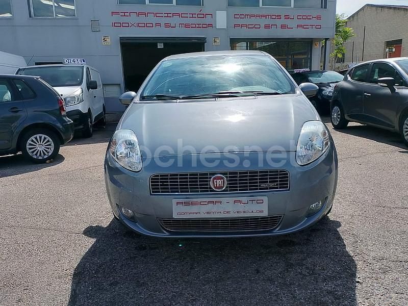 Gris / plata Usado 2009 Fiat Punto Dynamic Utilitario | 3500 € (Buen precio) - Imagen 1/4