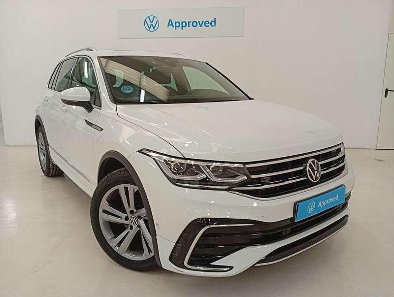 Usado VW Tiguan R-line 150 CV (110 kW) 2021 Blanco SUV