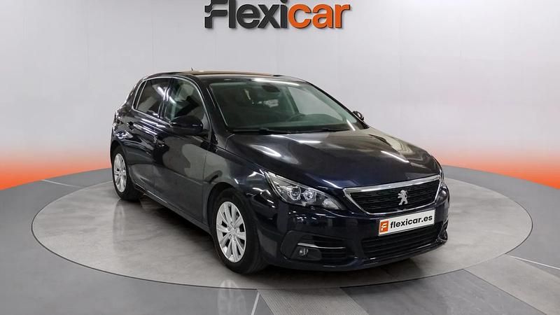 Usado Peugeot 308 Access 131 HP (96 kW) 2020 Sedan
