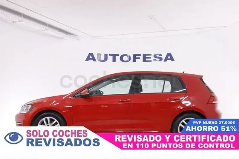 Usado VW Golf VIII Advance 130 CV (95 kW) 2020 Rojo Berlina