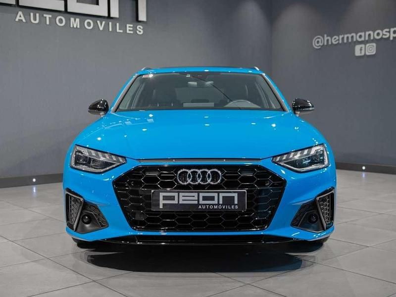 Usado Audi A4 S-line plus 163 CV (119 kW) 2021 Azul Familiar