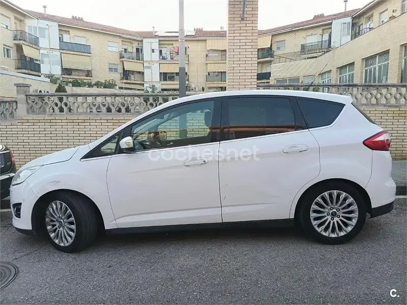 Usado Ford C-MAX Titanium 115 CV (84 kW) 2011 Blanco Monovolumen