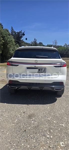 Używany MG HS Luxury 162 KM (119 kW) 2025 Biały SUV