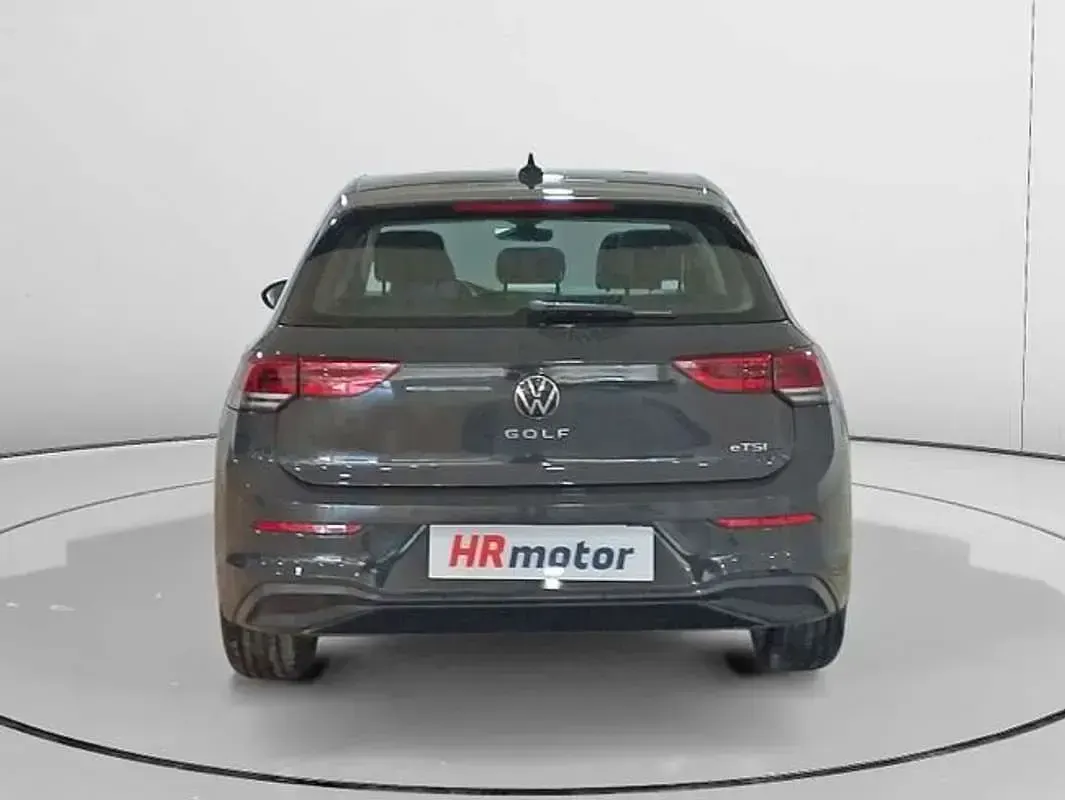 Usado VW Golf VIII Business 150 CV (110 kW) 2021 Gris Utilitario