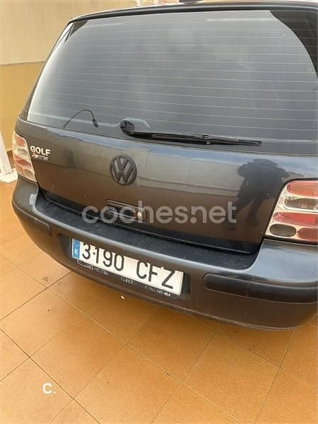 Usado VW Golf IV Highline 105 CV (77 kW) 2003 Azul Berlina