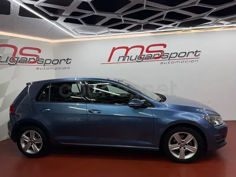 Usado VW Golf VII Advance 105 CV (77 kW) 2014 Azul Berlina
