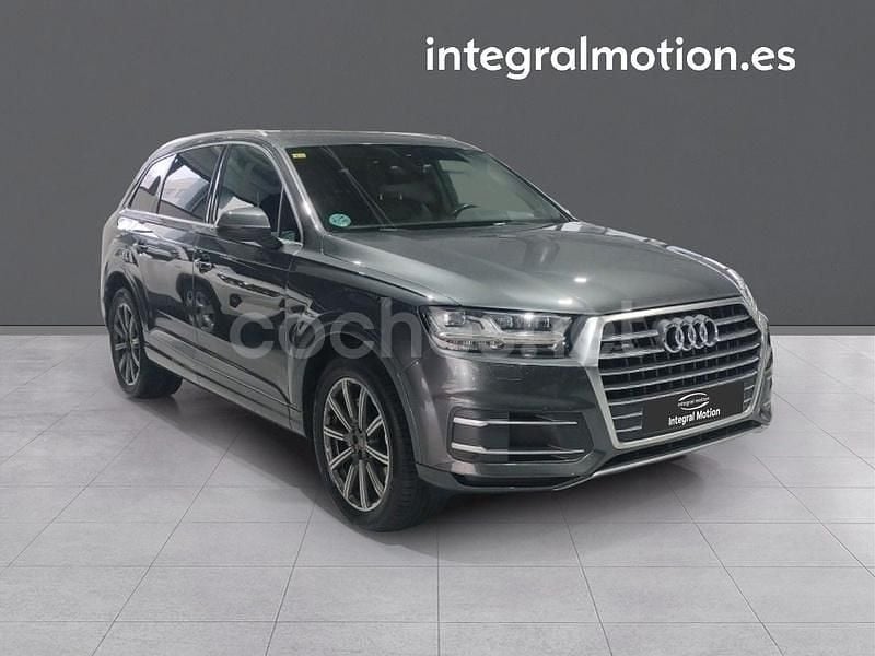 Usado Audi Q7 Business 272 CV (200 kW) 2016 Gris / plata SUV