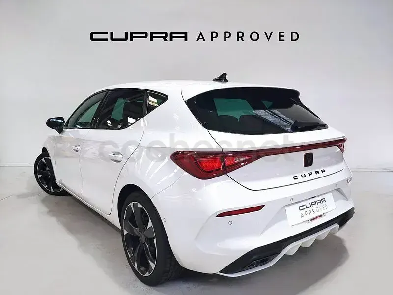Usado Cupra Leon 150 CV (110 kW) 2022 Blanco Berlina