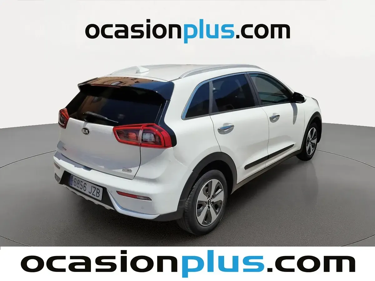 Begagnad Kia Niro 141 HK (103 kW) 2017 Vit SUV