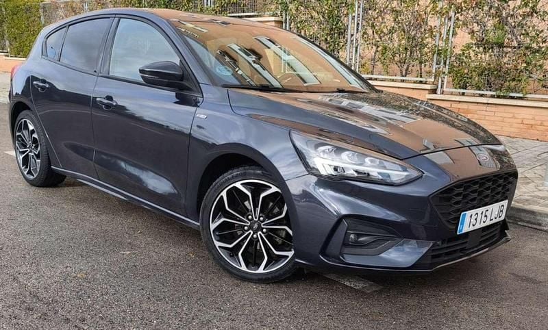Usado Ford Focus ST-Line 125 CV (91 kW) 2020 Azul Utilitario
