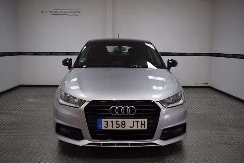 Usado Audi A1 Sportback S-Line 95 CV (69 kW) 2016 Gris / plata Utilitario