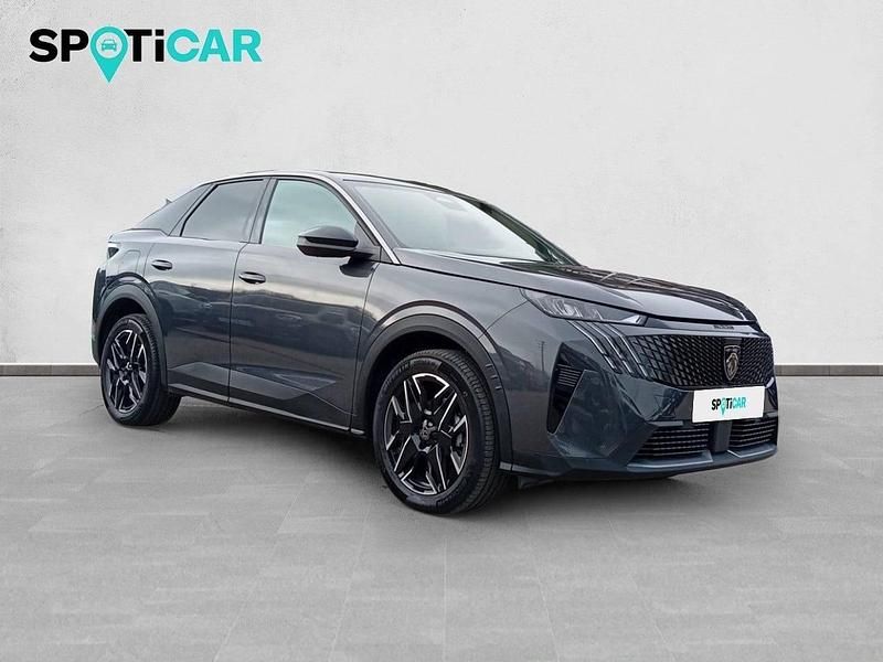 Usado Peugeot 3008 Allure 145 CV (106 kW) 2025 Gris SUV
