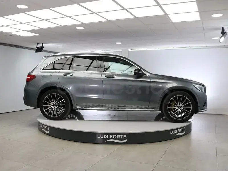 Usado Mercedes GLC250 AMG line 204 CV (150 kW) 2016 Gris / plata SUV