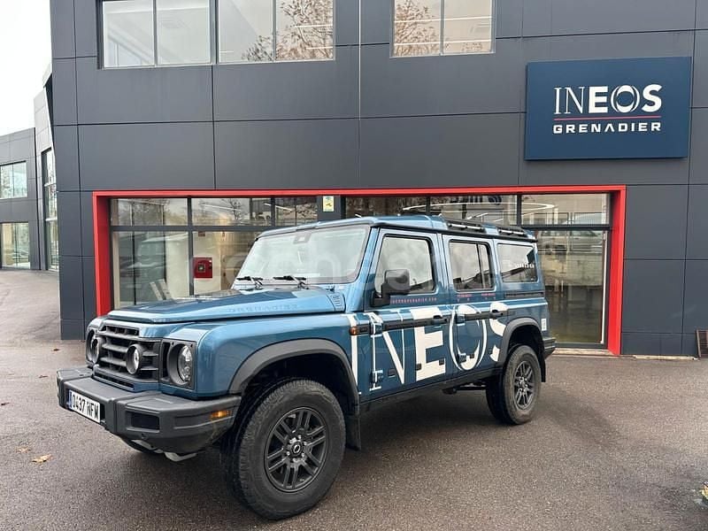 Azul Usado 2025 Ineos Grenadier Familiar | 64.900 € (Precio justo) - Imagen 1/4